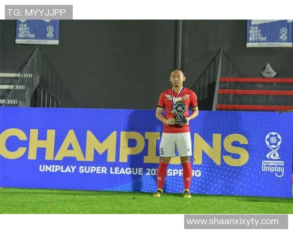 功夫踢足球的明星星哥是谁 盘点他的足球之路与成就